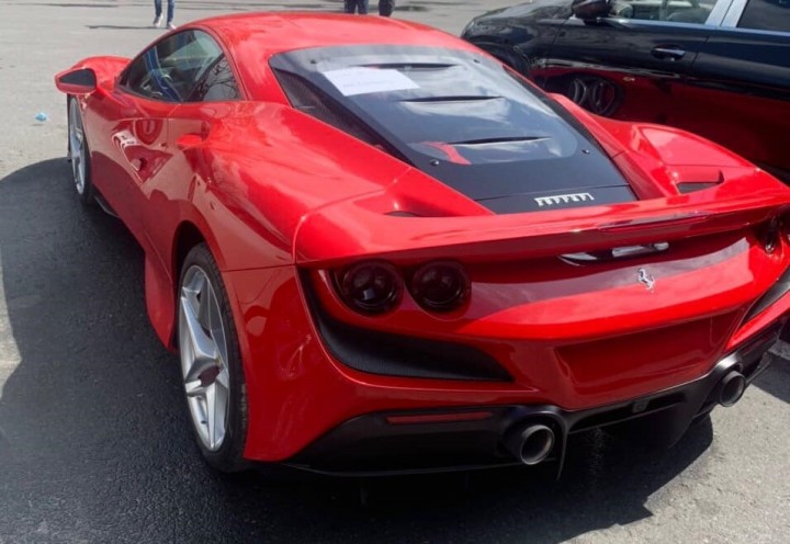 f8 2